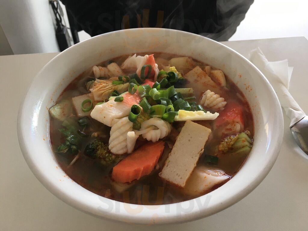 Ararat Noodle Bar