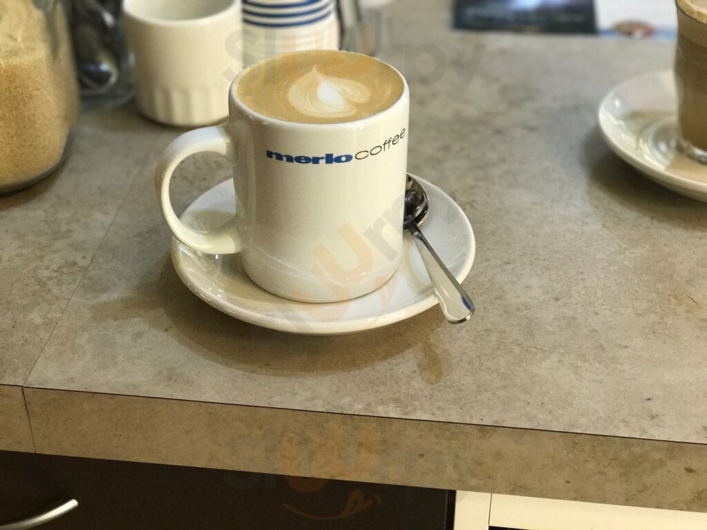 Sandbar Cafe & Restaurant