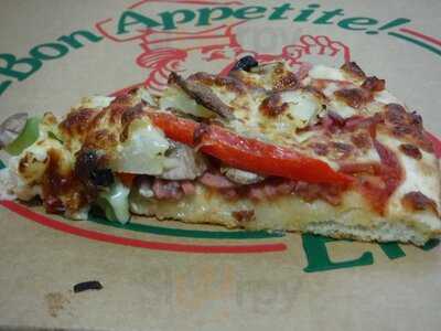 Lj's Pizza & Takeaway Foods