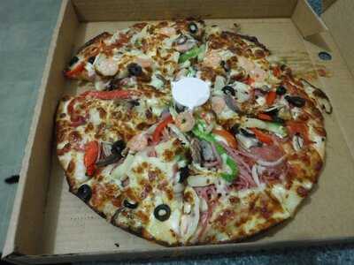 Lj's Pizza & Takeaway Foods