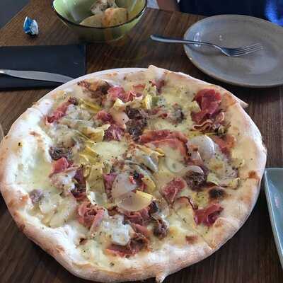 Volpino Pizzeria & Wine Bar