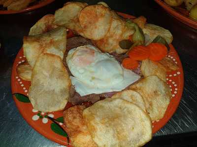 Adam's Pizzeria & Restaurant