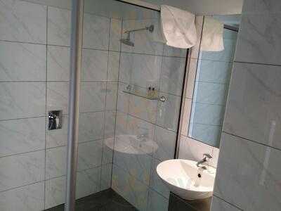 Brighton Hotel-motel