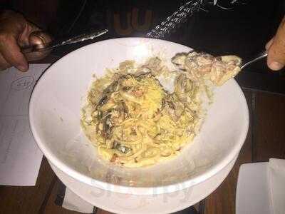 The Grove Bar And Grill