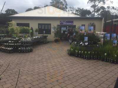 Van Loons Nursery