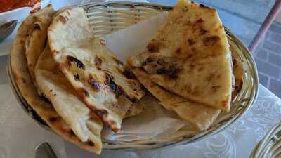 Cinnamon Cafe & Indian Restaurant