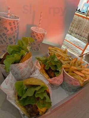 Betty’s Burgers & Concrete Co