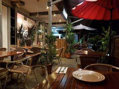 Tropical Phoenix Garden Restaurant