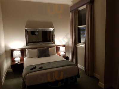 Oscar's Hotel And Cafe Bar