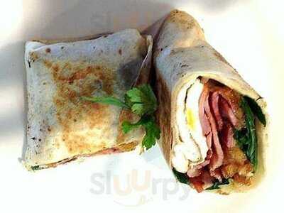 Claudies Wine Bar & Pizzeria