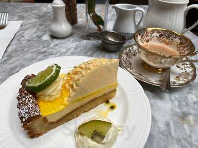 Hopetoun Tea Rooms Est. 1892