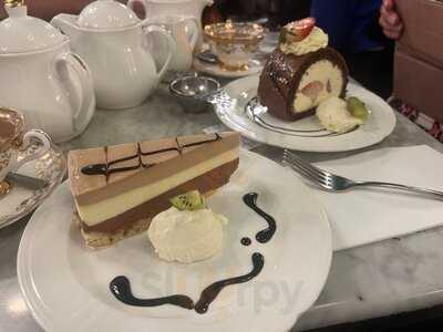 Hopetoun Tea Rooms Est. 1892