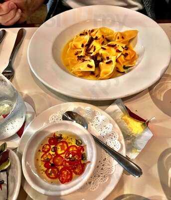 Lupino Bistro And Bar