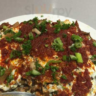 Istanbul Kebabs & Turkish Bakery