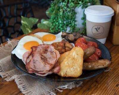 The Hummingbird Waterside Cafe