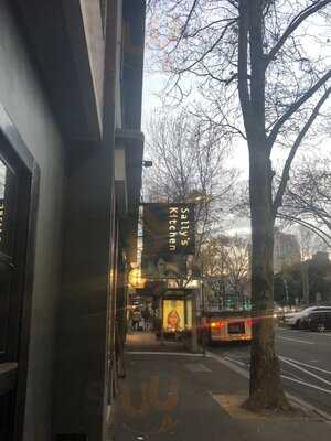 Sally's Kitchen And Winebar