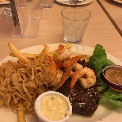 Golden Cloud Spur Steak Ranch