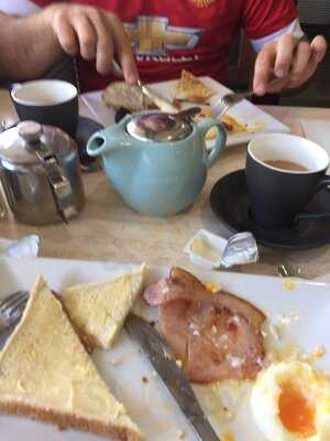 Janices Cofe Pot On The Foreshore