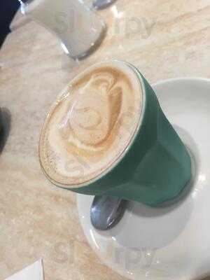 Janices Cofe Pot On The Foreshore