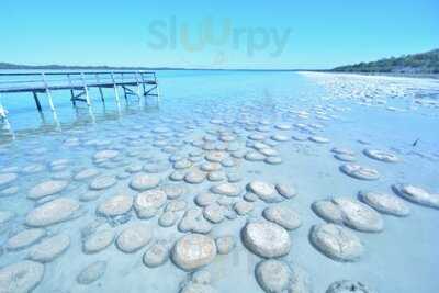 Lake Clifton Tavern And Motel