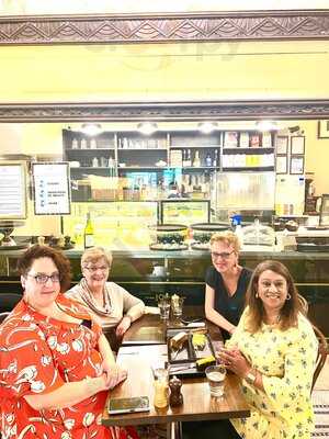 1932 Cafe & Restaurant