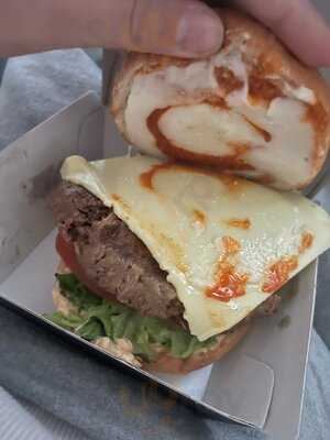 Burger Urge (mackay)