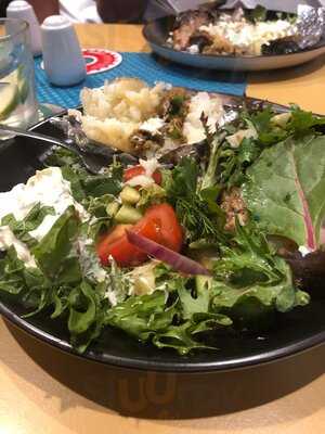 Dolphin’s Harbourside Hotel