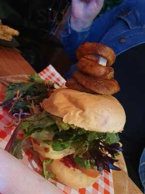 Alchemy Bar & Restaurant