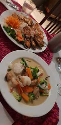 George's Thai On The Marina