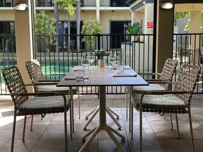 Coral Cay Bar & Grill