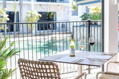 Coral Cay Bar & Grill