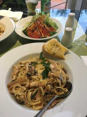 Horizons Restaurant And Bar