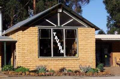 The Wheel At Elleker Tavern