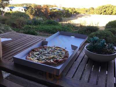 The Wheel At Elleker Tavern