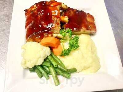 Blue Gecko Bar And Restaurant