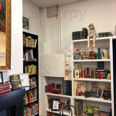 Rabbit Books And Art House Studio