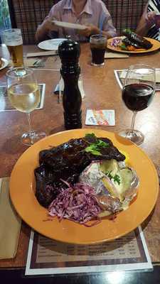 Smoky's Bar And Grill