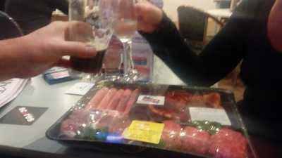 Smoky's Bar And Grill