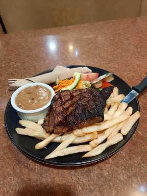 Smoky's Bar And Grill