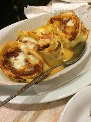 Lupa Woodfired Pizza