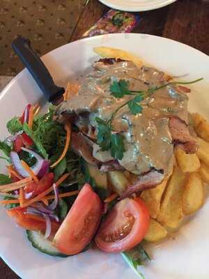 Smokey's Bar & Grill