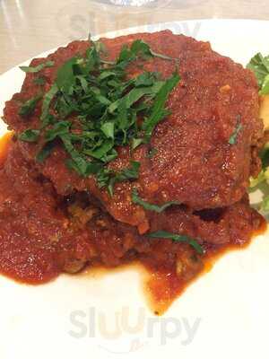 Rosco's At Chevron Cafe Bar