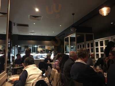 Rosco's At Chevron Cafe Bar