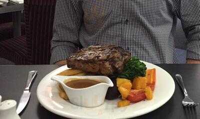 Images Lounge Bar And Restaurant