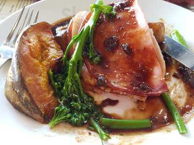 Waterside Restaurant Mandurah Quay Resort