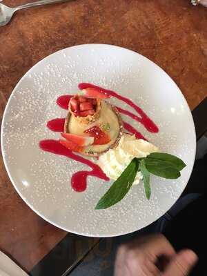 Waterside Restaurant Mandurah Quay Resort