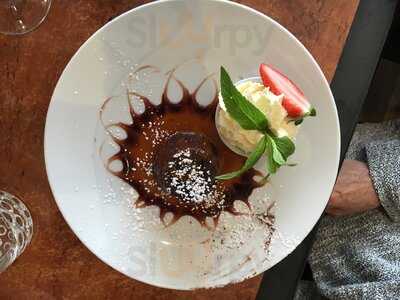 Waterside Restaurant Mandurah Quay Resort