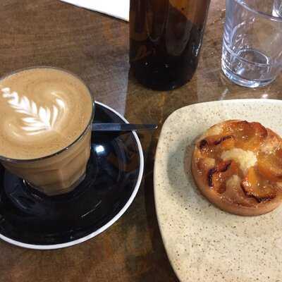 The Square Cafe Bar Restaurant