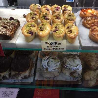 The Square Cafe Bar Restaurant