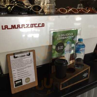 The Square Cafe Bar Restaurant